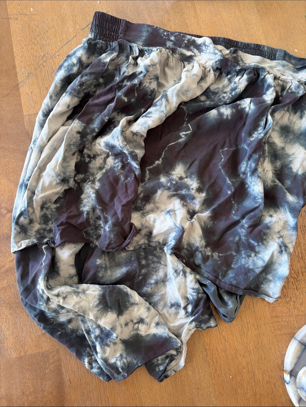 Chaser high-low skirt